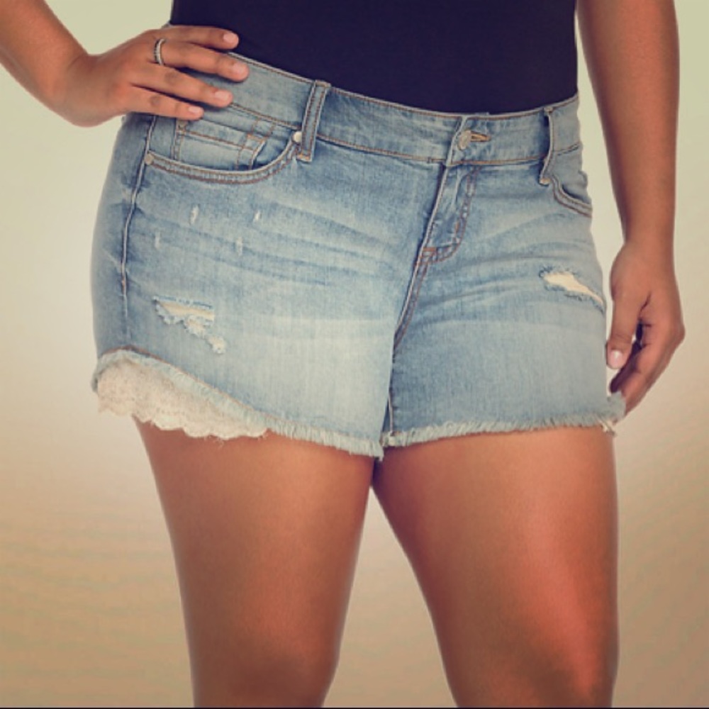 Torrid skinny short short